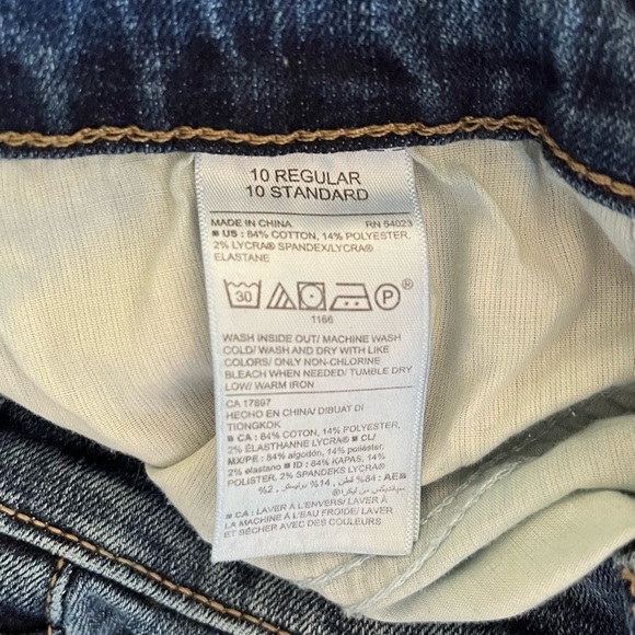 Old Navy Women's Curvy Profile Mid Rise Jeans Size 10 - Picture 5 of 6